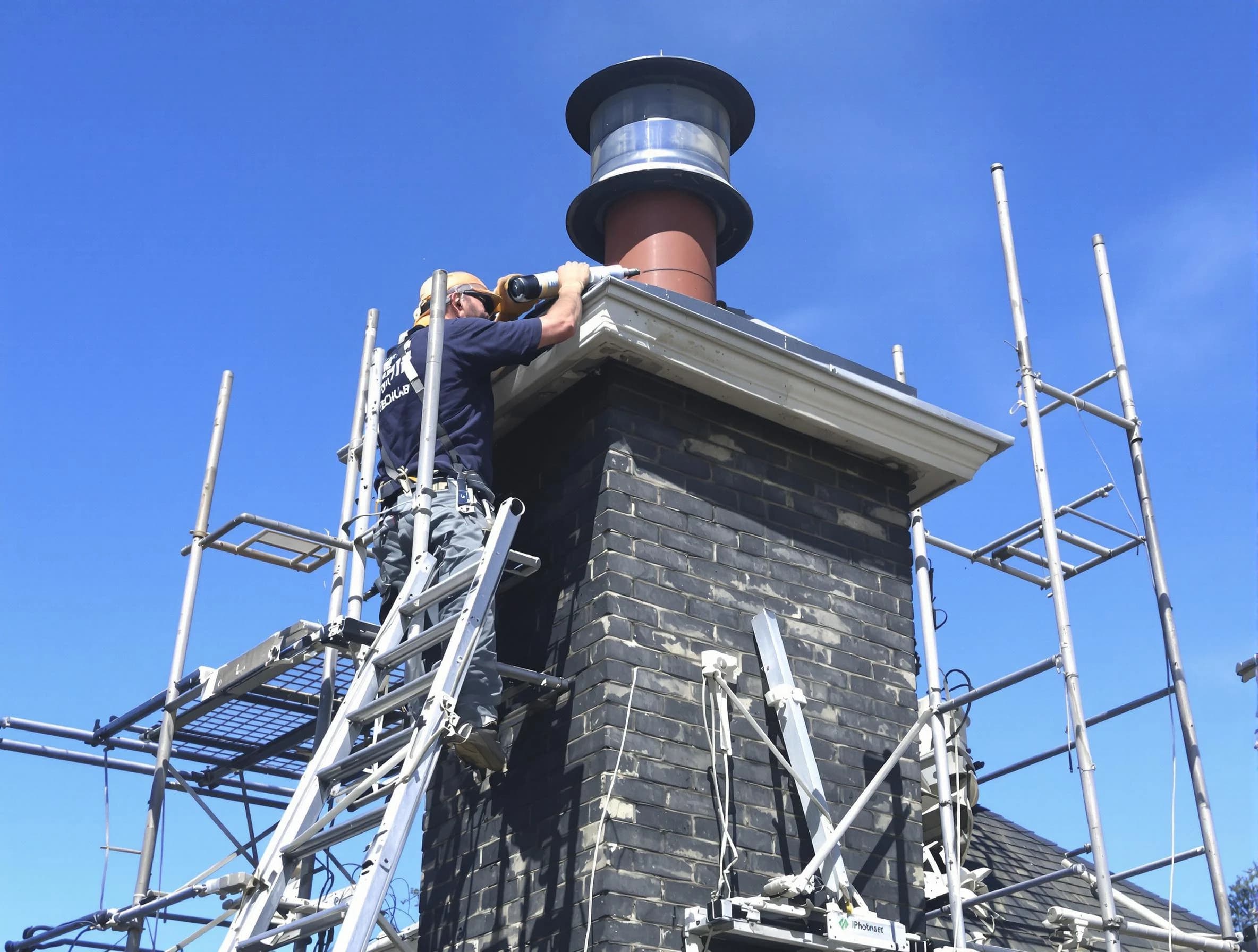 Sturdy chimney crown finished by New Kensington Chimney Sweep in New Kensington, PA
